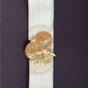 Lilly Pulitzer Gold and Cream shell Belt